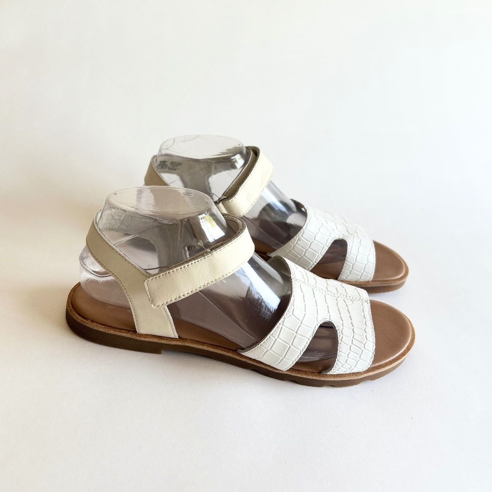 New Sorel White Leather Rubber Outsole Sandals size 10